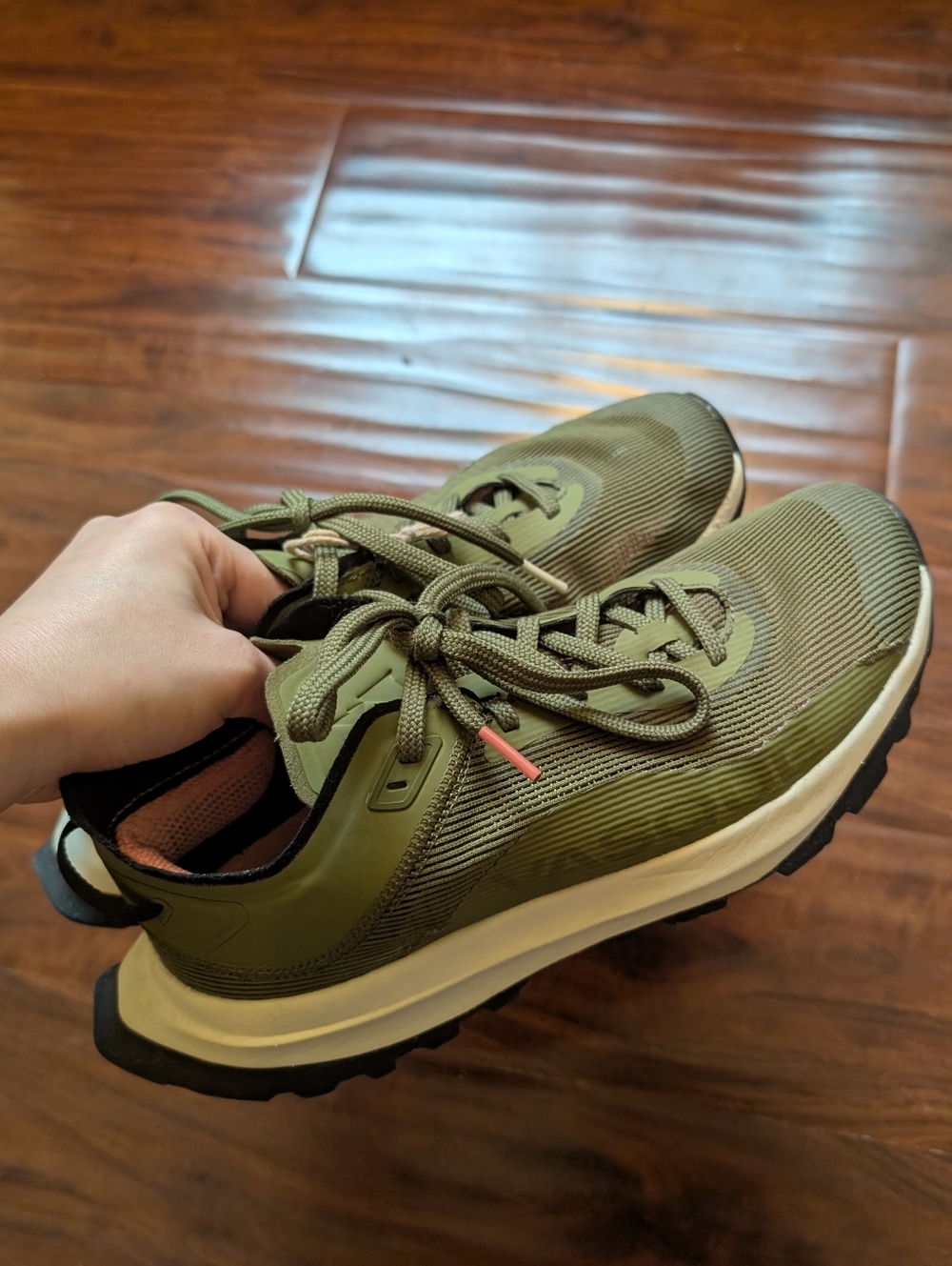 Vasque Re:Connect Here Mesh Lightweight Hiking Sneakers in Sphagnum Green